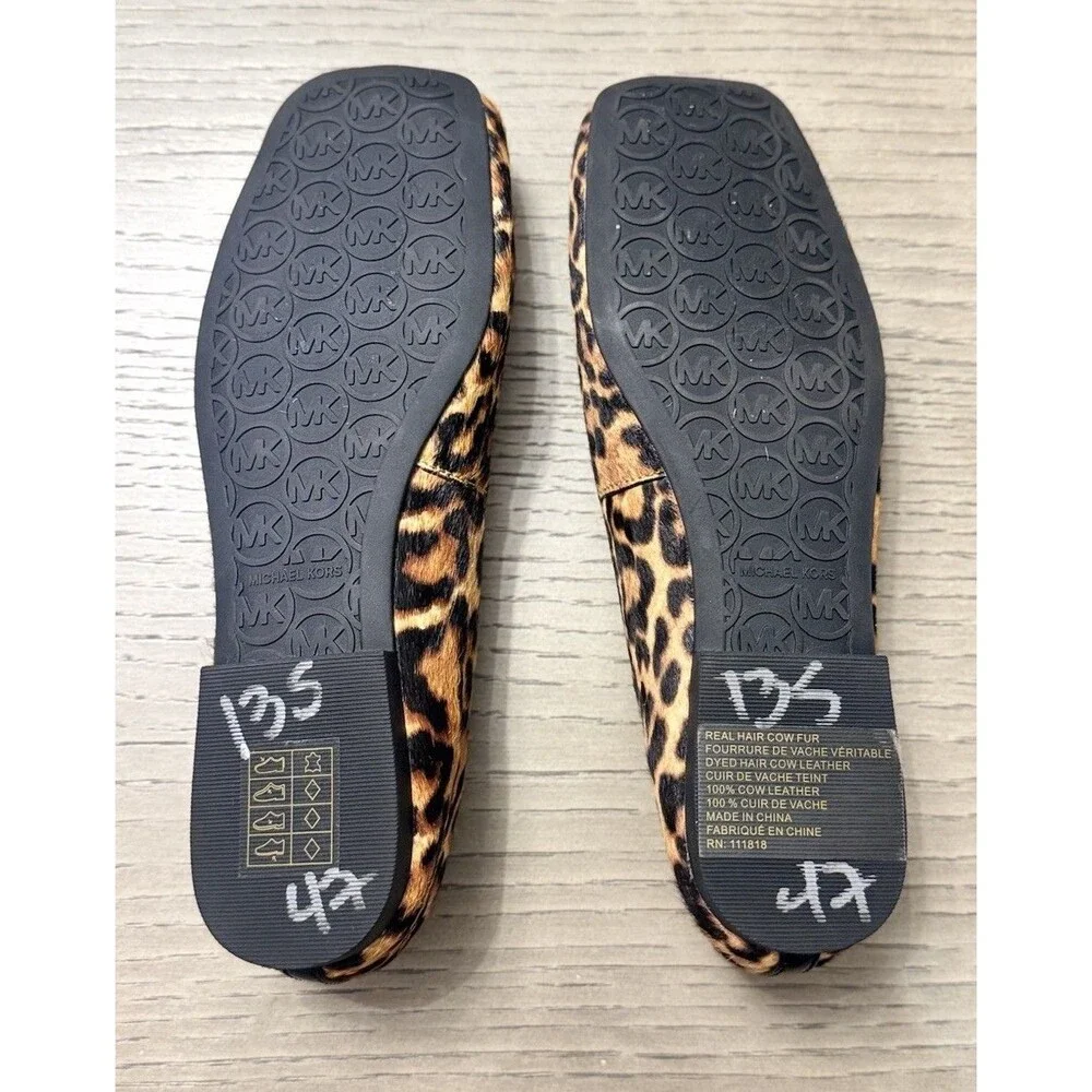 Michael Kors Women's Milan Flex Ballet Flat. Size 5.5